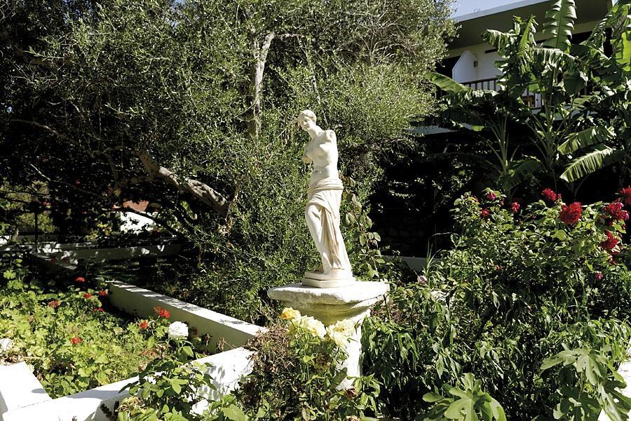 Ferienwohnung Milos Garden Adamantas  Exterior foto